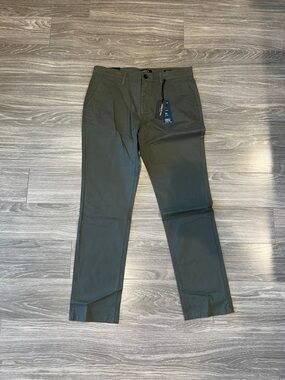 Kenneth Cole Olive Green Men's Chino Pants
